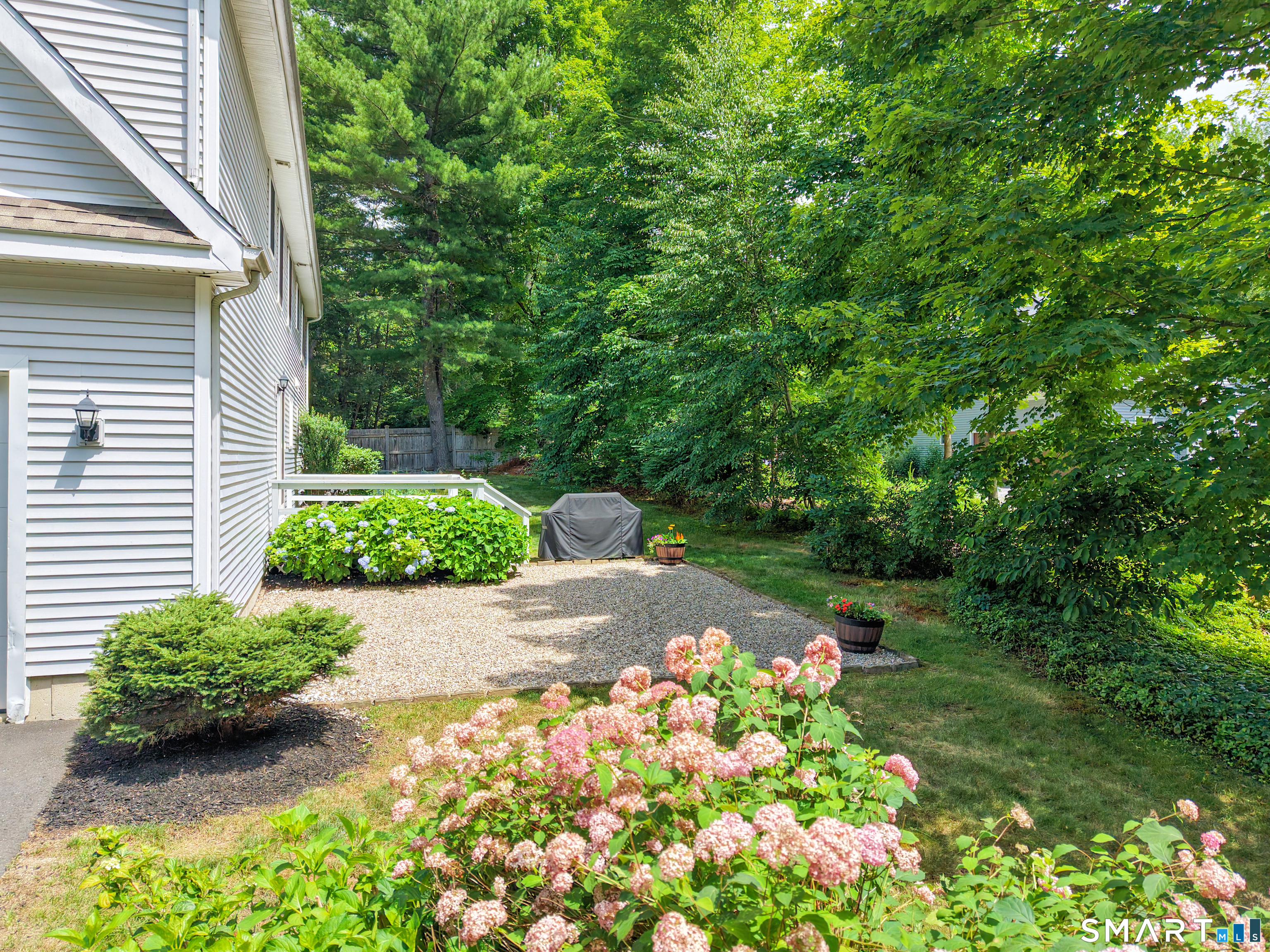 73 School Street Avon CT 06001