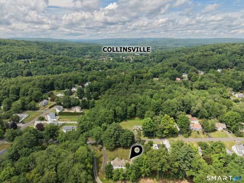 73 School Street Avon CT 06001