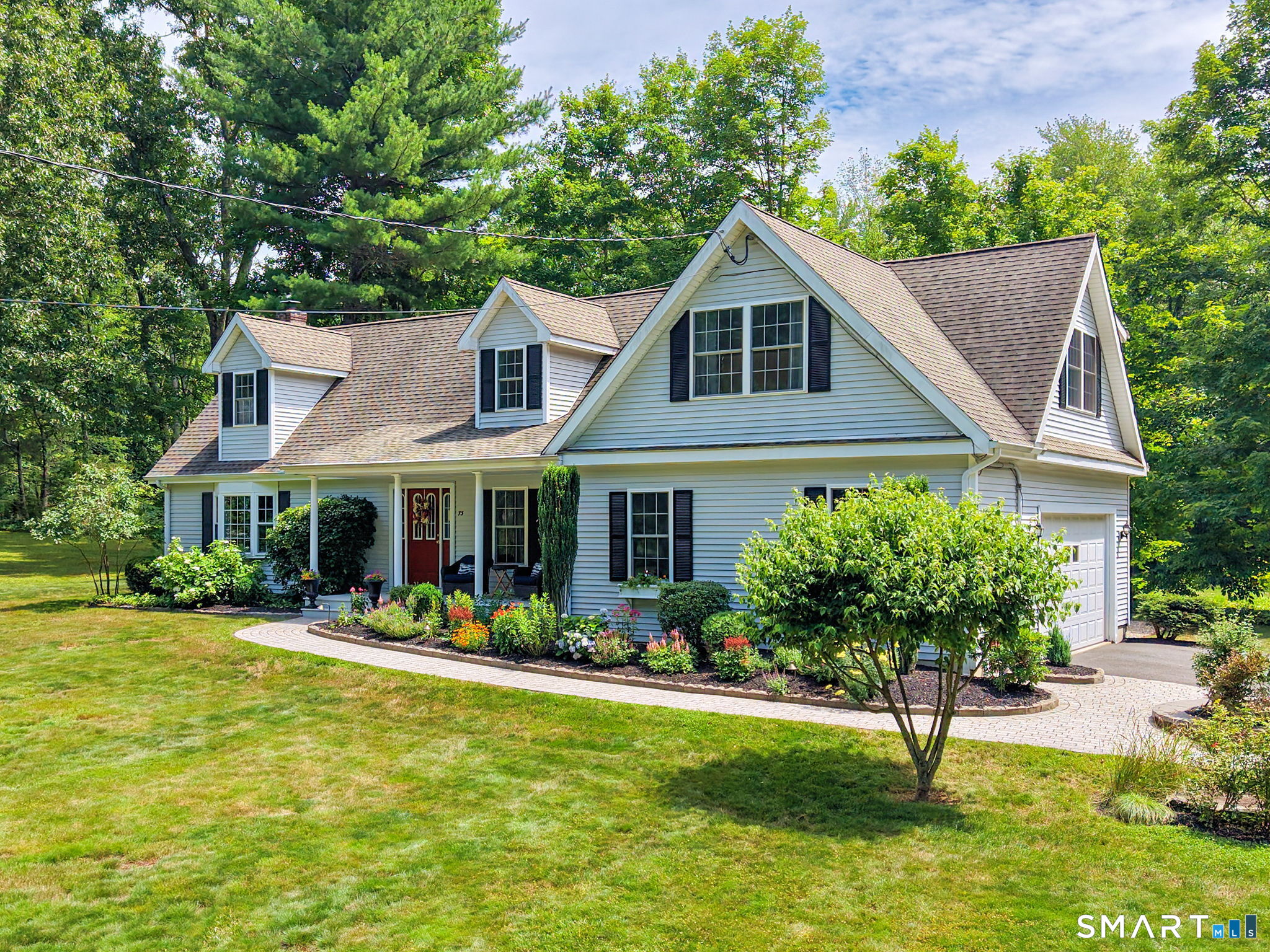 73 School Street Avon CT 06001