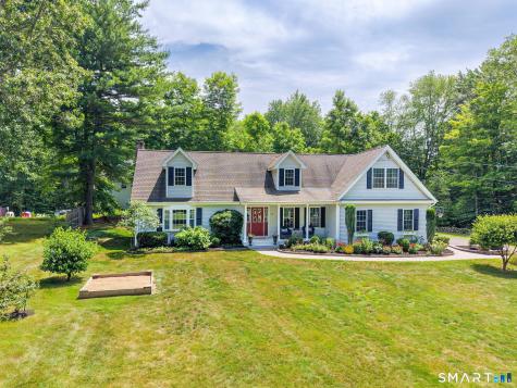 73 School Street Avon CT 06001