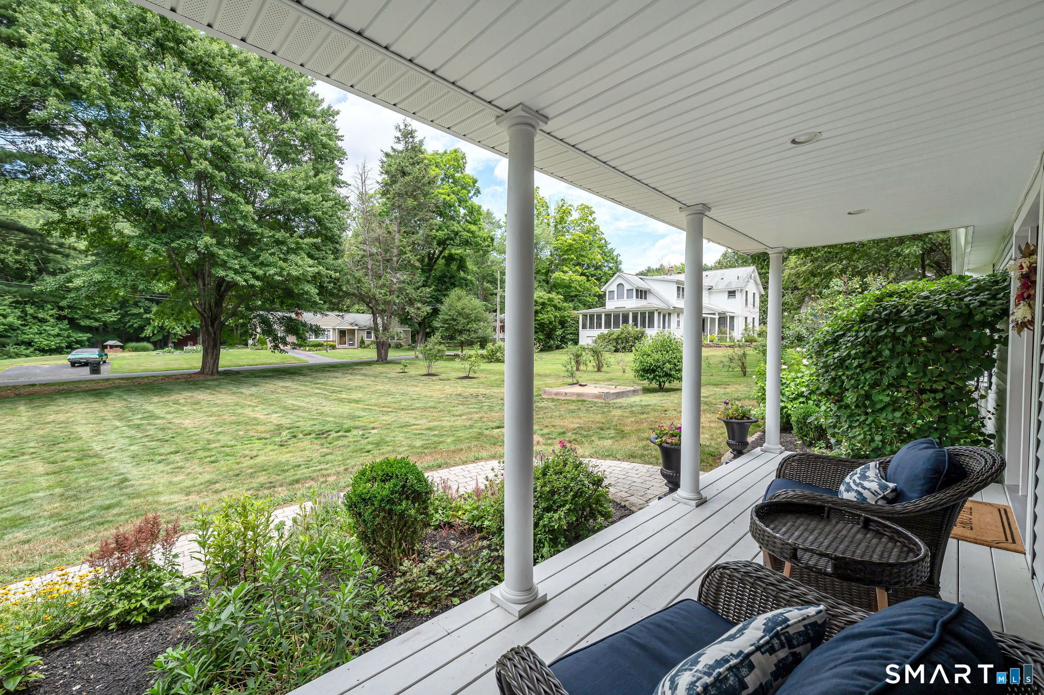 73 School Street Avon CT 06001