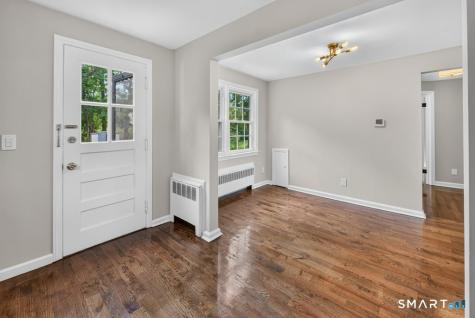 146 Bull Hill Lane West Haven CT 06516