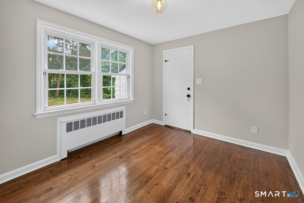 146 Bull Hill Lane West Haven CT 06516