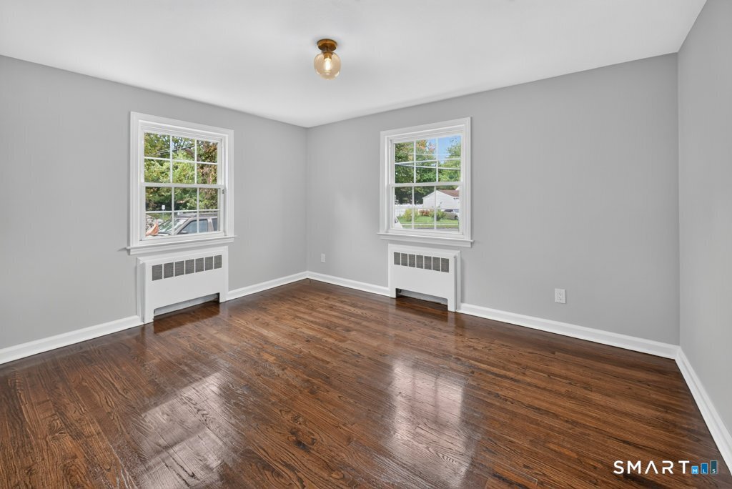 146 Bull Hill Lane West Haven CT 06516