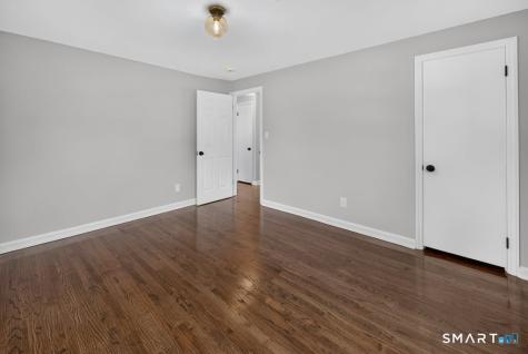 146 Bull Hill Lane West Haven CT 06516