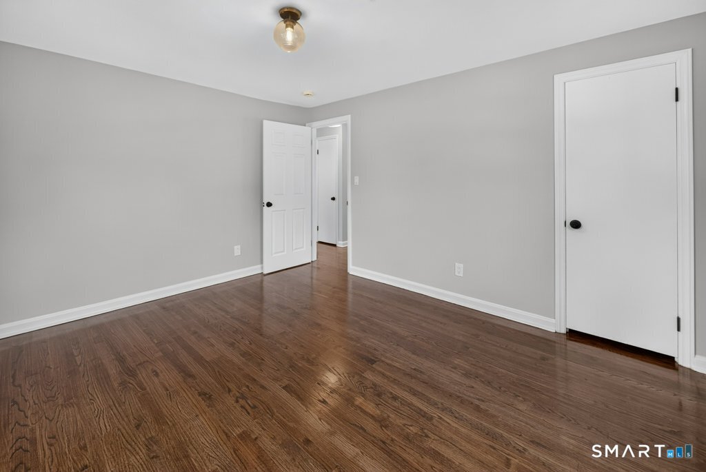 146 Bull Hill Lane West Haven CT 06516