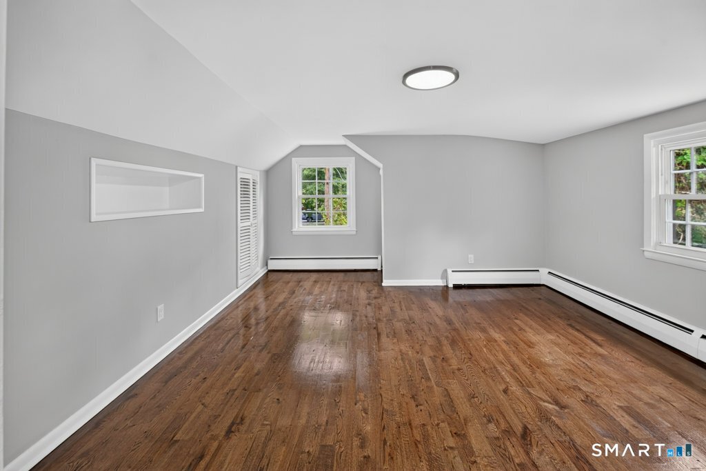 146 Bull Hill Lane West Haven CT 06516