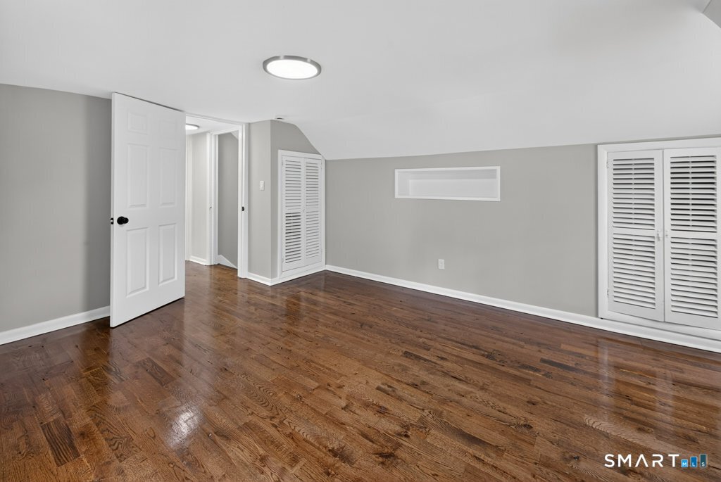 146 Bull Hill Lane West Haven CT 06516