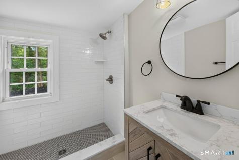 146 Bull Hill Lane West Haven CT 06516