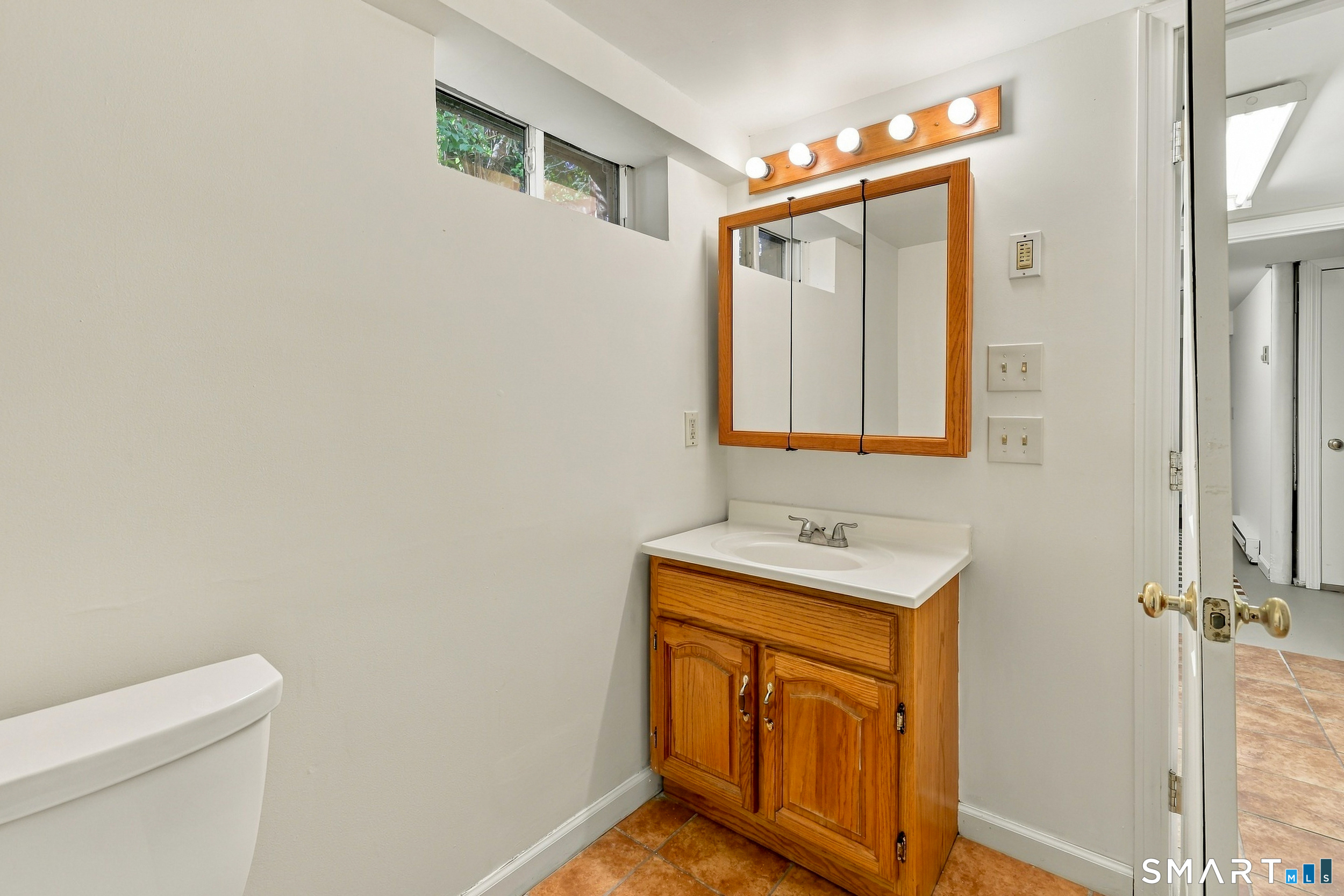 243 Elm Street Windsor Locks CT 06096