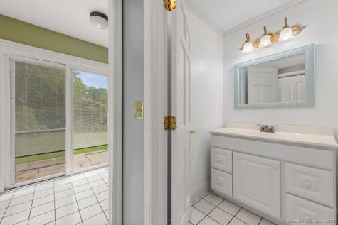 143 Hattertown Road Newtown CT 06470