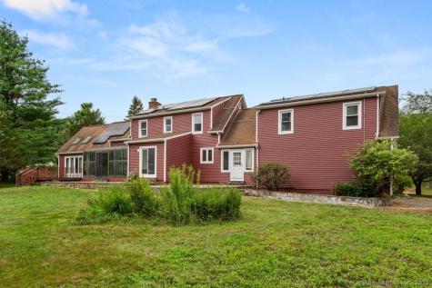 143 Hattertown Road Newtown CT 06470