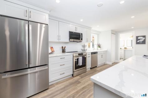 368 Charles Drive Cheshire CT 06410