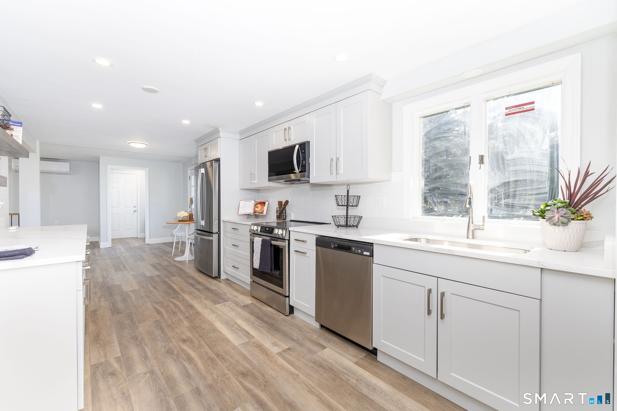 368 Charles Drive Cheshire CT 06410