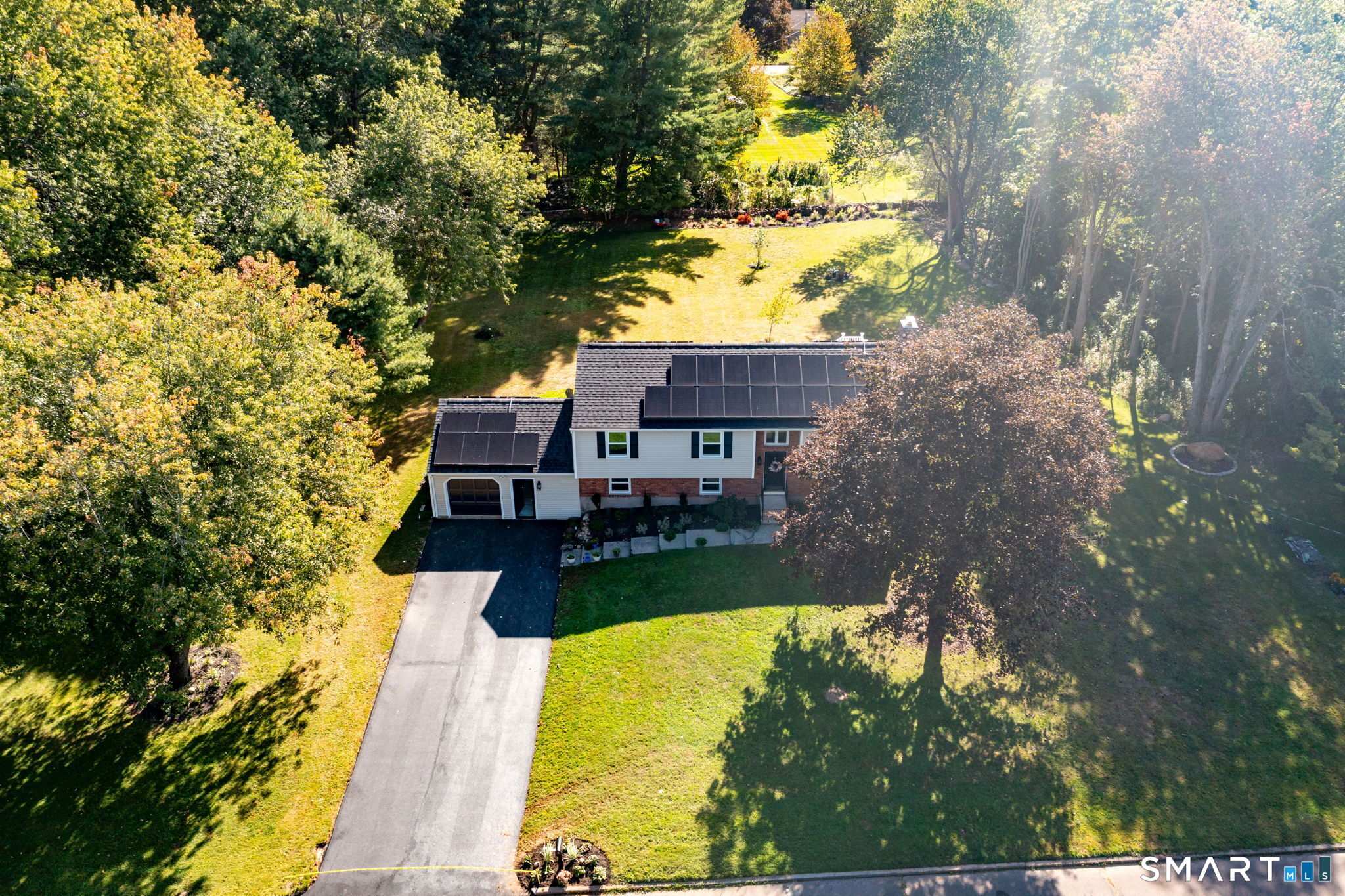 368 Charles Drive Cheshire CT 06410