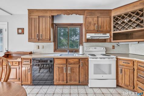 36 Romanock Place Fairfield CT 06824