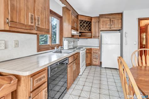 36 Romanock Place Fairfield CT 06824