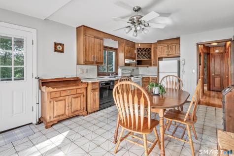 36 Romanock Place Fairfield CT 06824