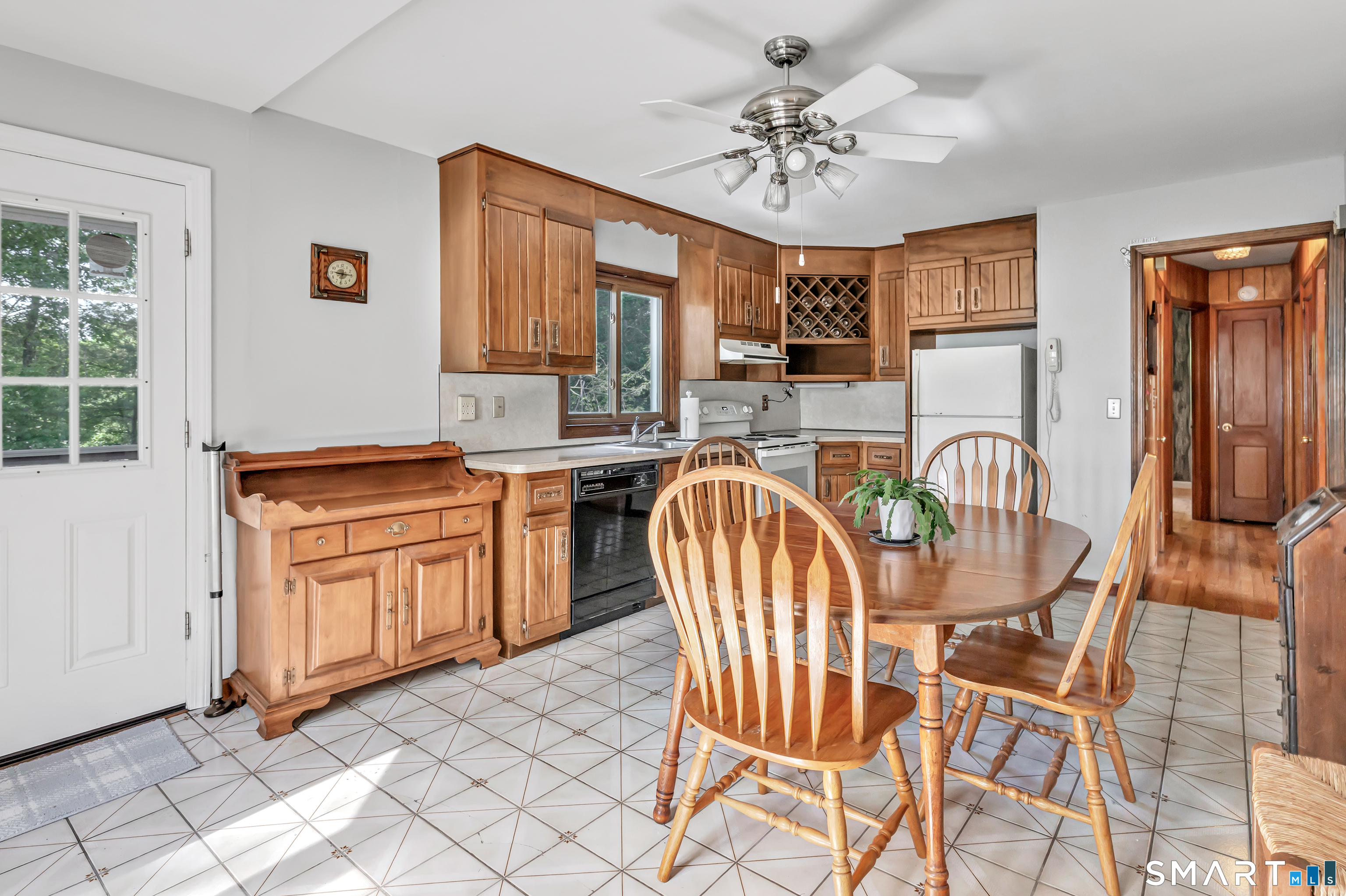 36 Romanock Place Fairfield CT 06824