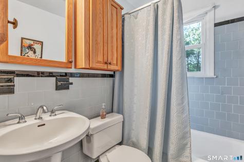 36 Romanock Place Fairfield CT 06824