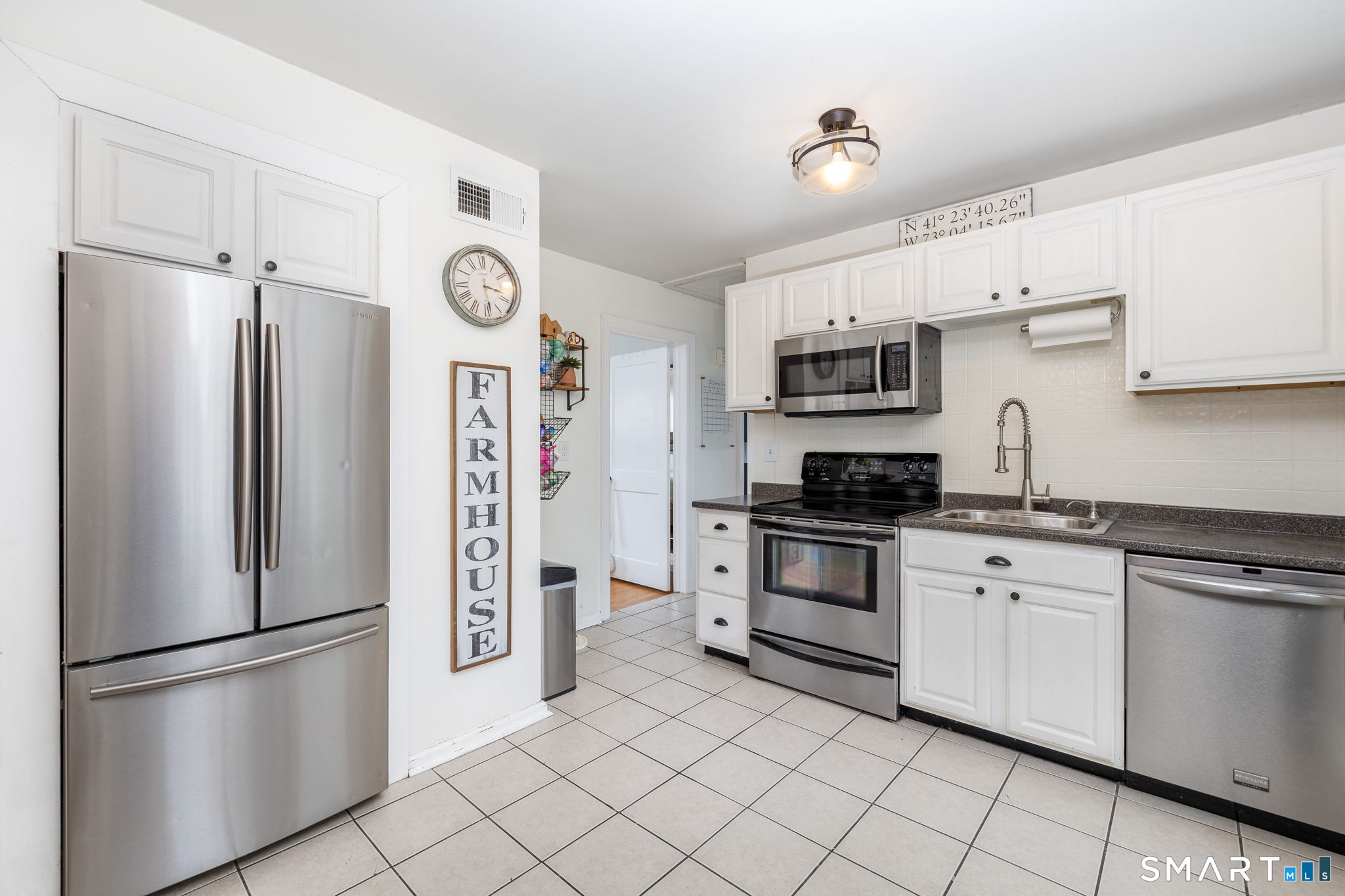 98 Washington Avenue Seymour CT 06483