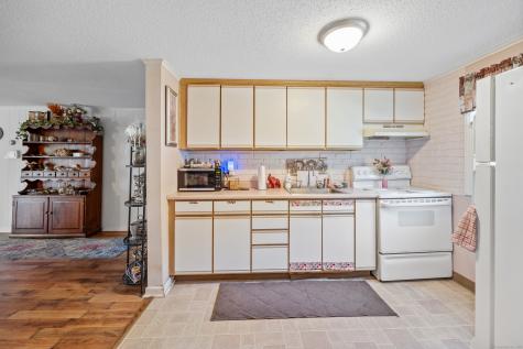 10 Walker Lane Marlborough CT 06447