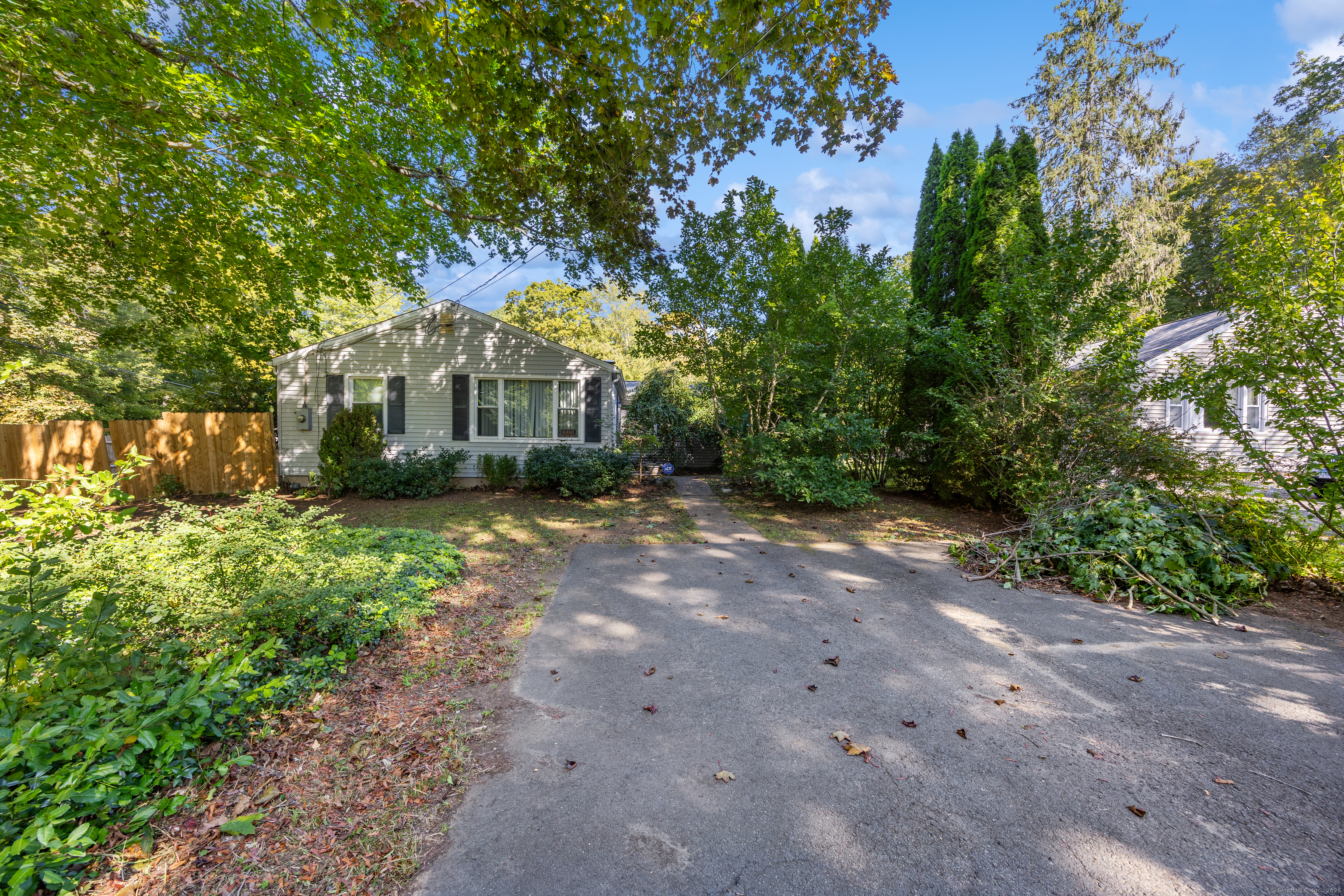 10 Walker Lane Marlborough CT 06447