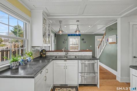 4 Dallas Street Hamden CT 06514