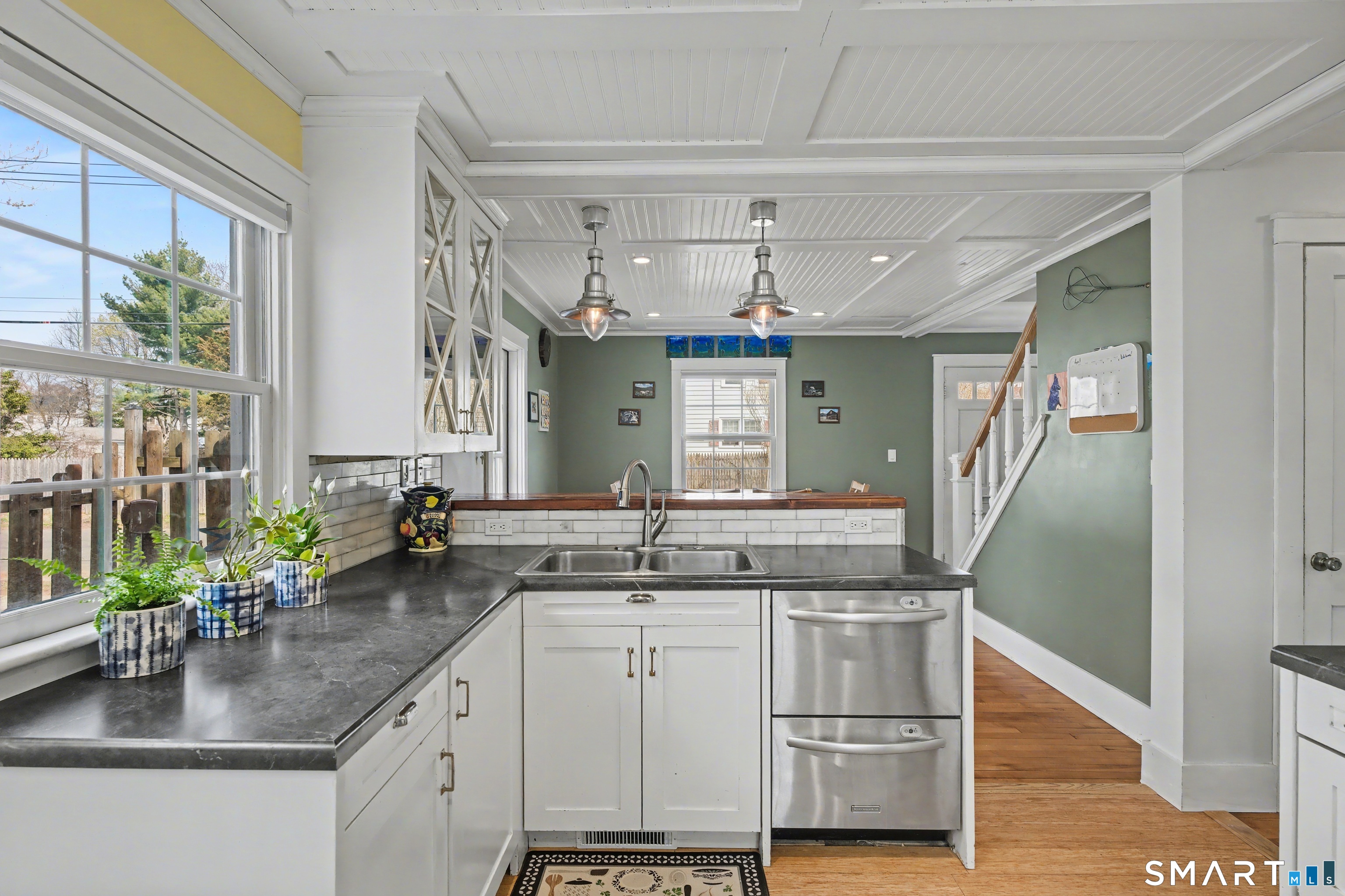 4 Dallas Street Hamden CT 06514