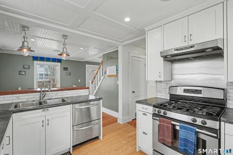 4 Dallas Street Hamden CT 06514