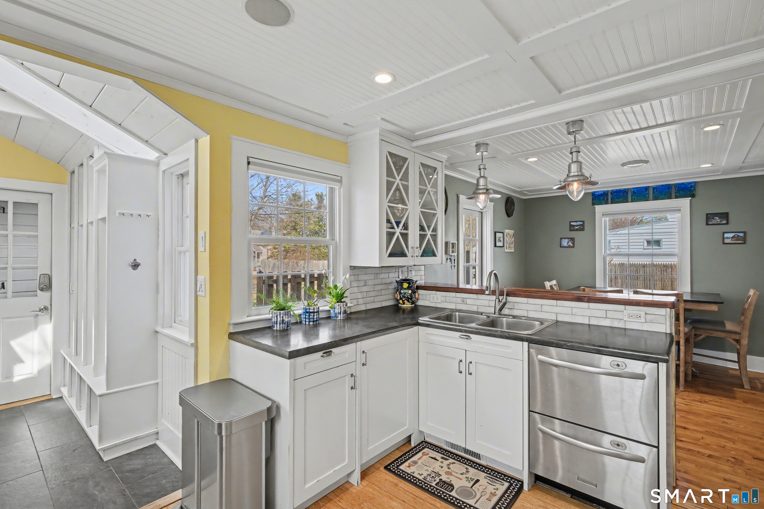 4 Dallas Street Hamden CT 06514