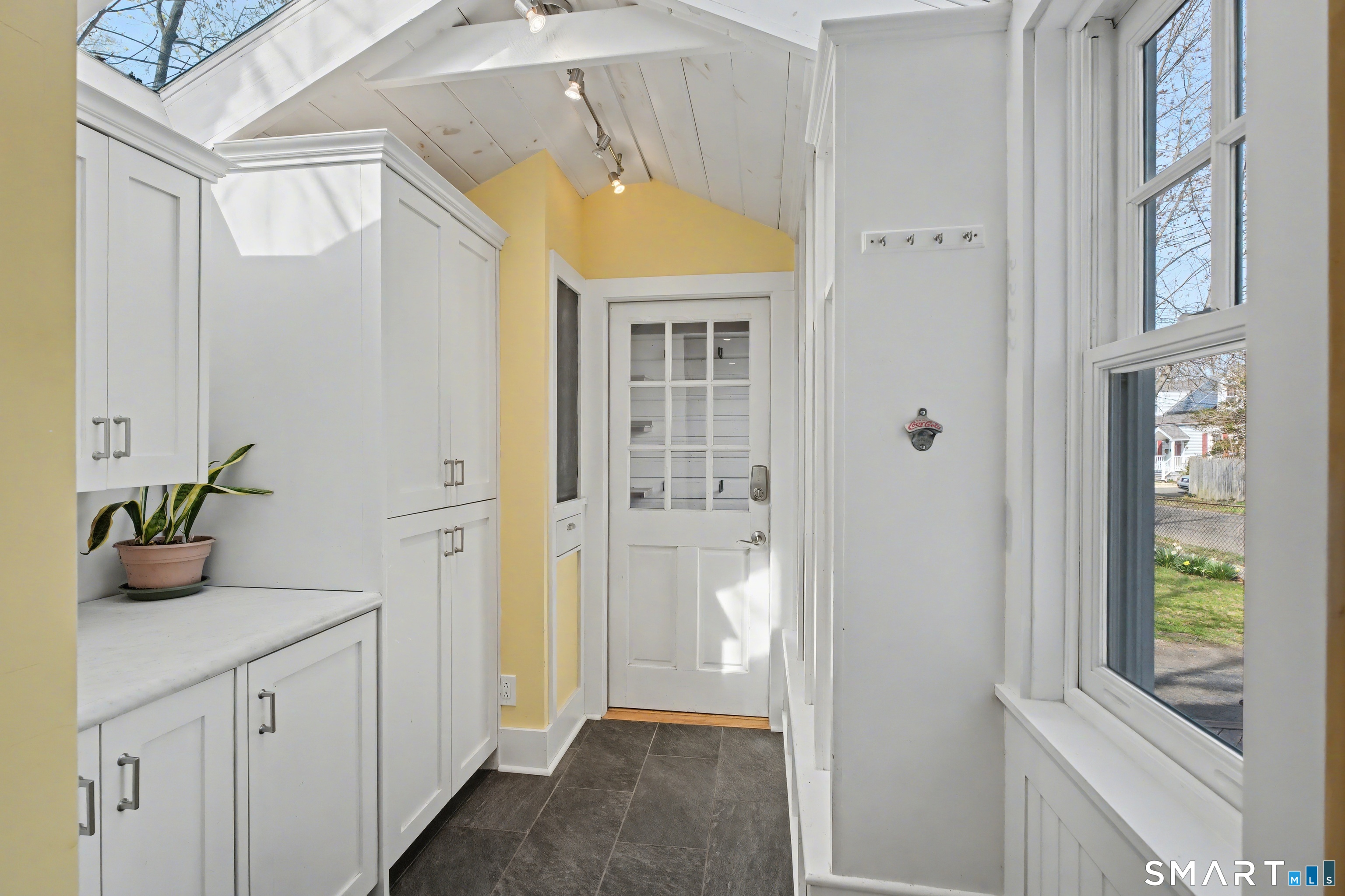 4 Dallas Street Hamden CT 06514