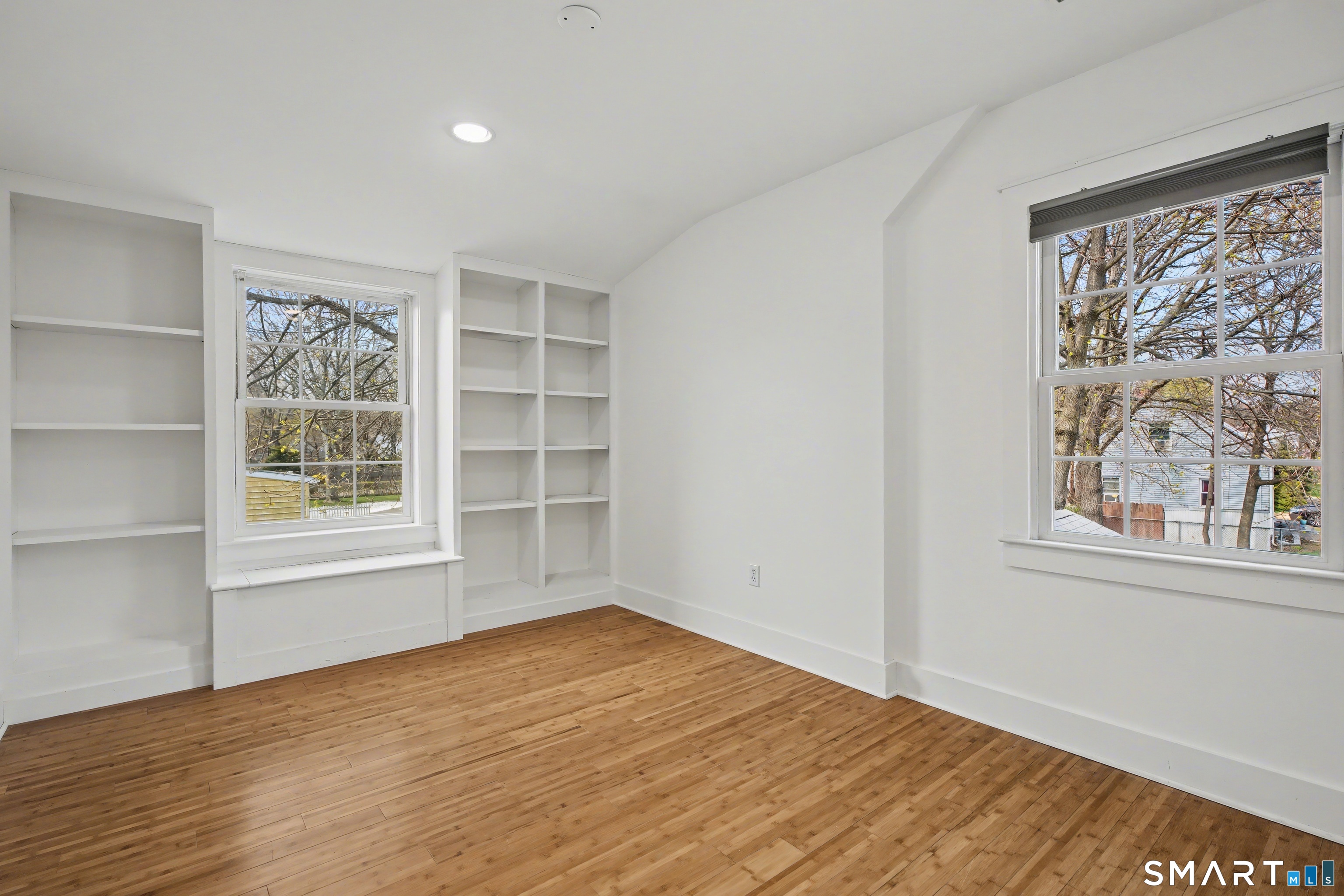 4 Dallas Street Hamden CT 06514