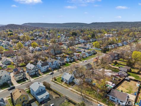 4 Dallas Street Hamden CT 06514