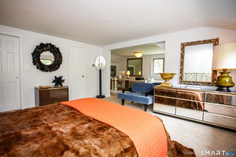12 Gulliver Circle Norwich CT 06360