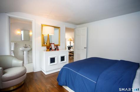 12 Gulliver Circle Norwich CT 06360