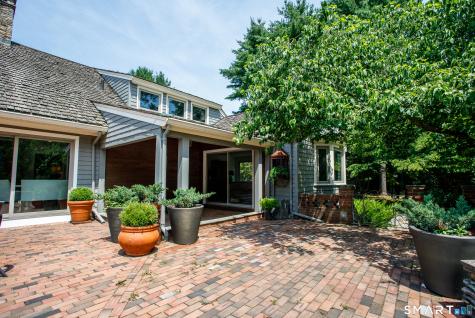12 Gulliver Circle Norwich CT 06360