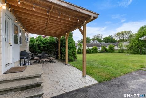 39 Woodcrest Avenue Stratford CT 06614