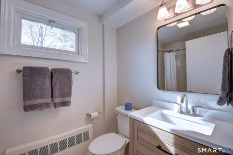 492 Maple Street Wethersfield CT 06109
