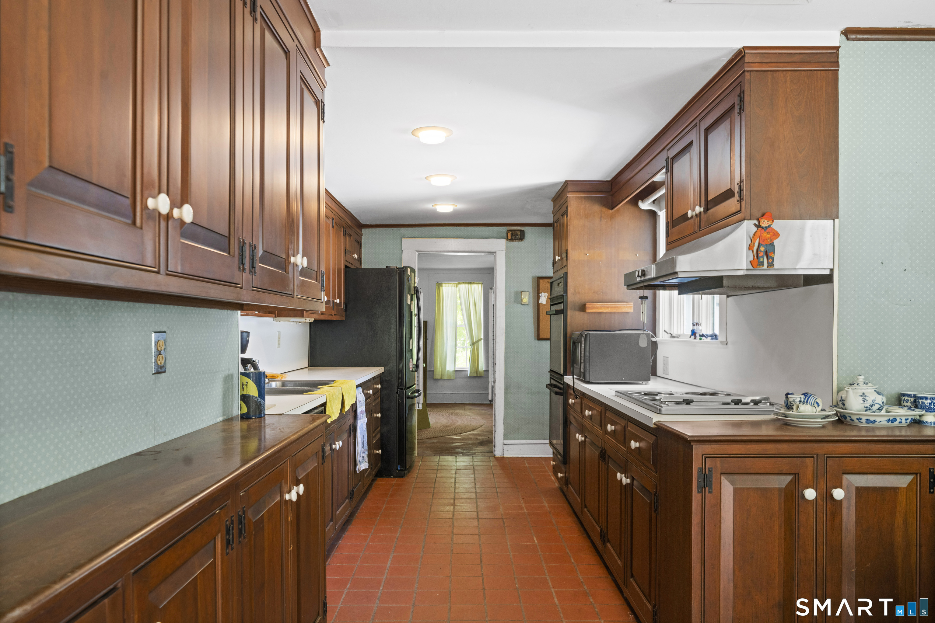128 Terrys Plain Road Simsbury CT 06070