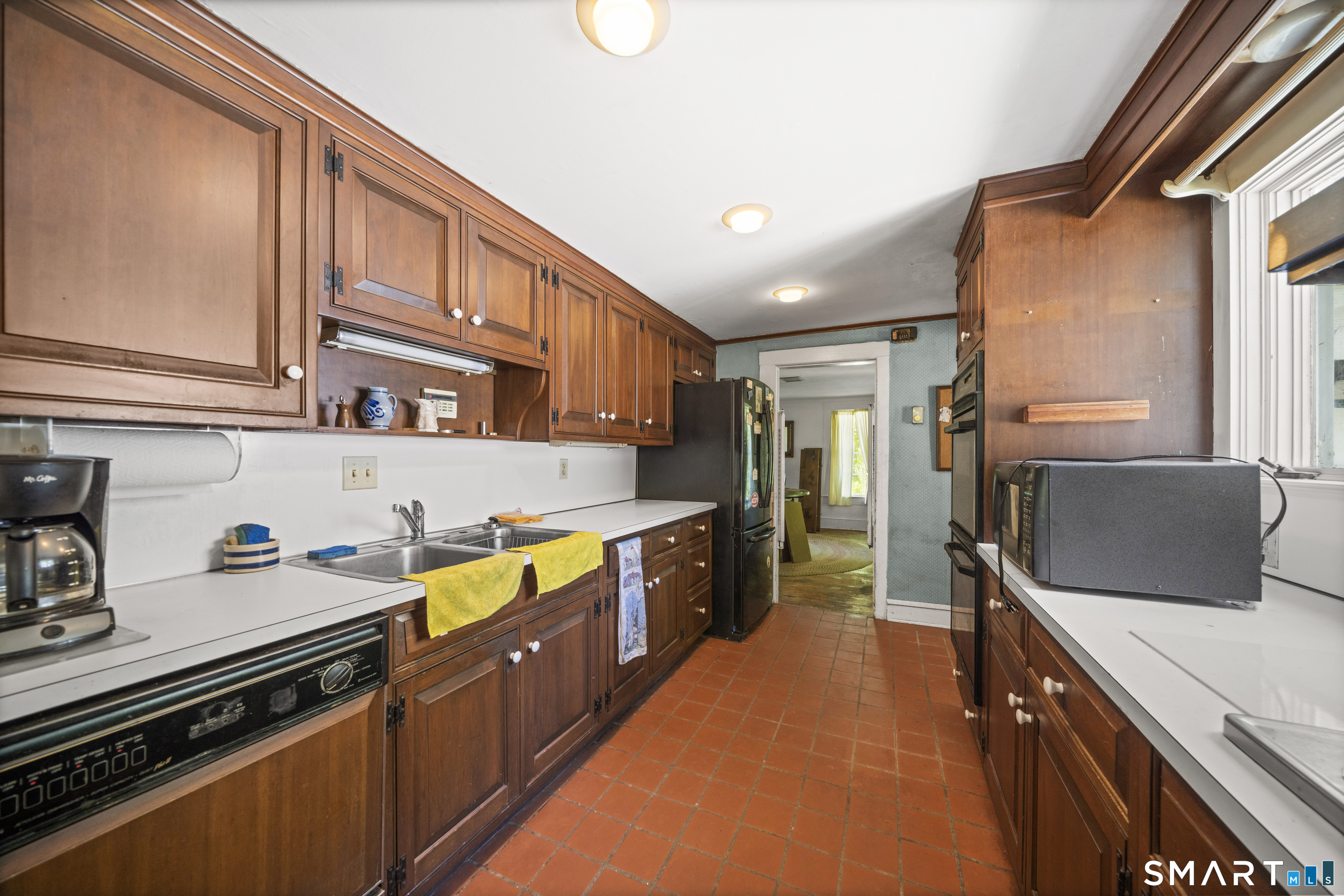 128 Terrys Plain Road Simsbury CT 06070