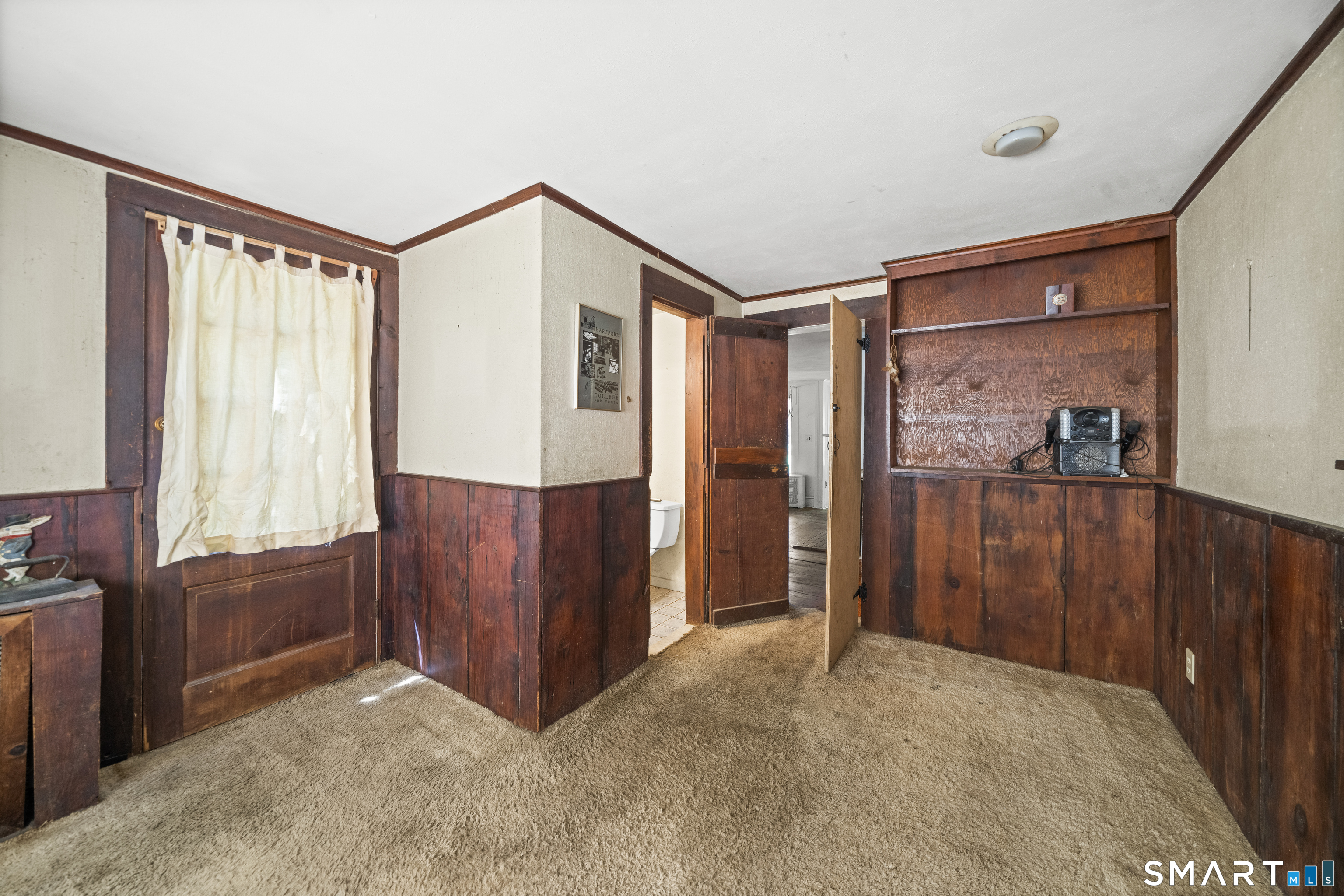 128 Terrys Plain Road Simsbury CT 06070