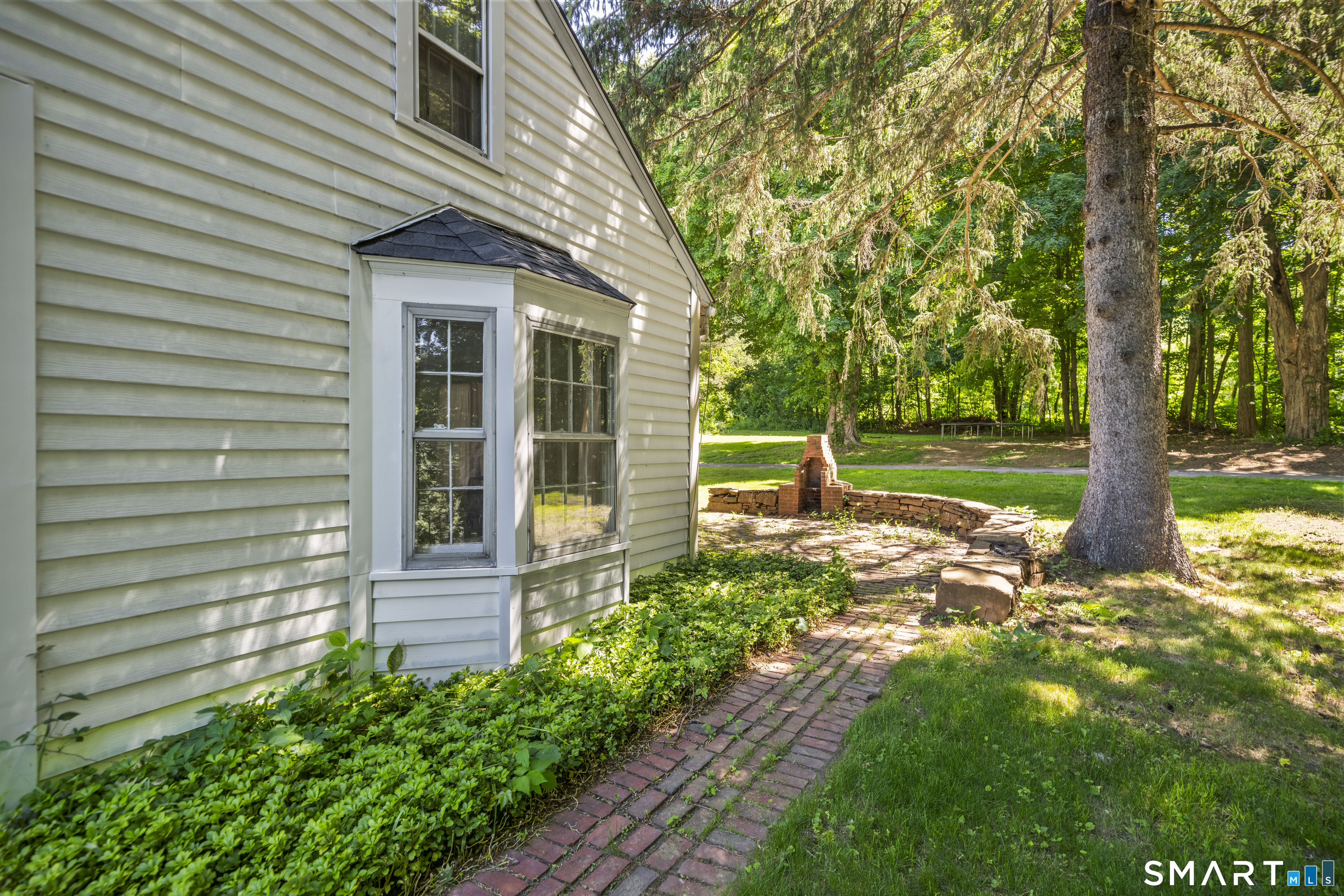 128 Terrys Plain Road Simsbury CT 06070