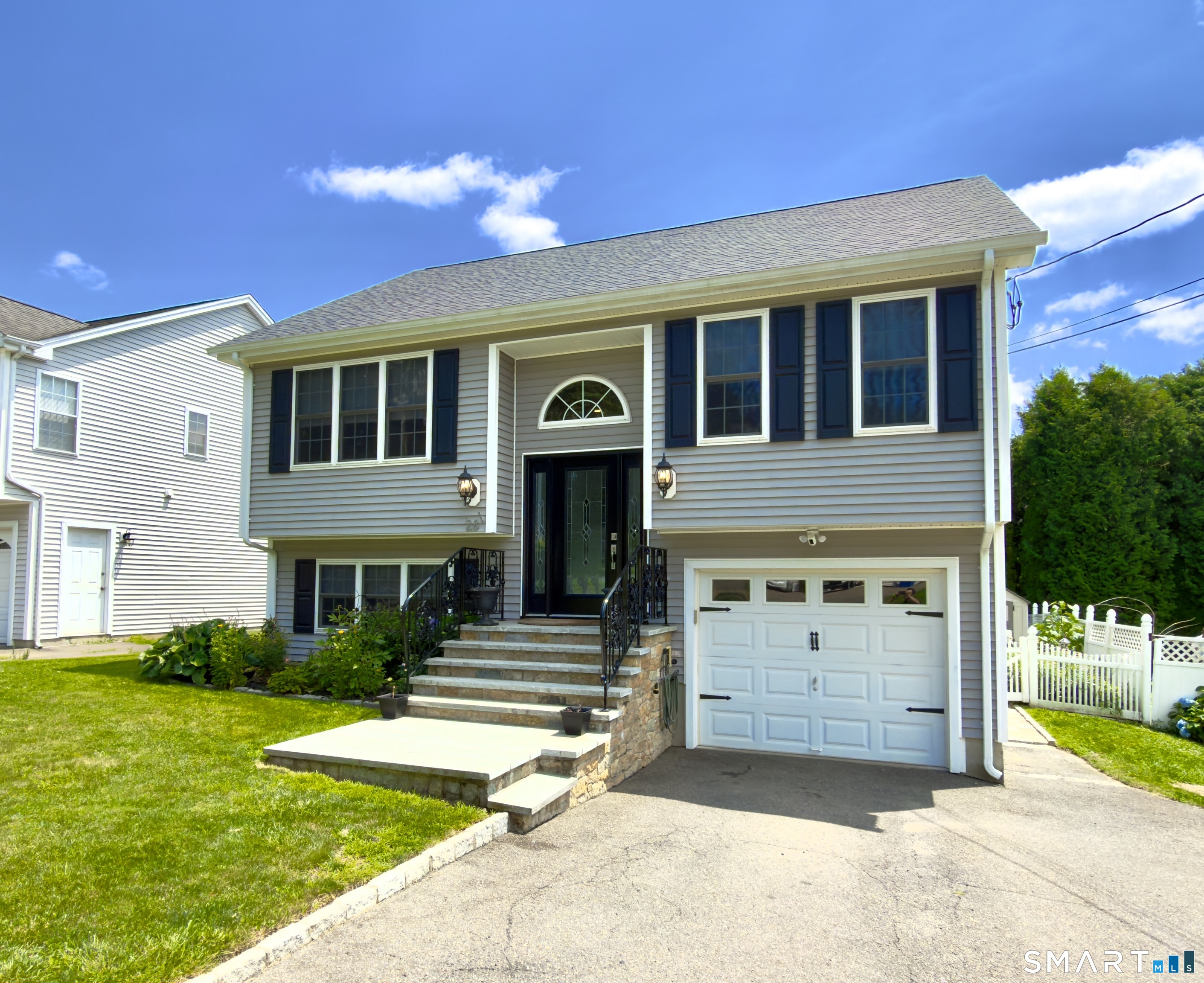 28 Weybosset Street Shelton CT 06484