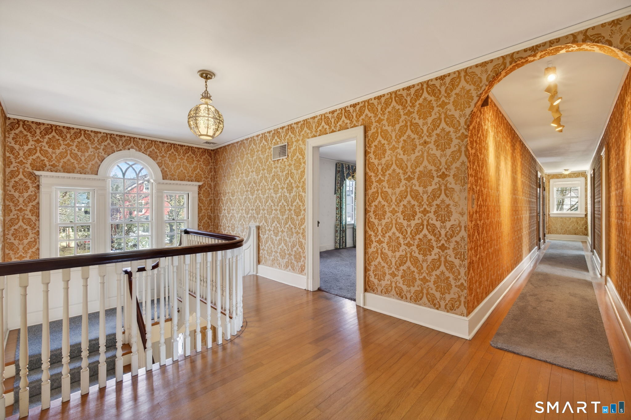2095 Chapel Street New Haven CT 06515