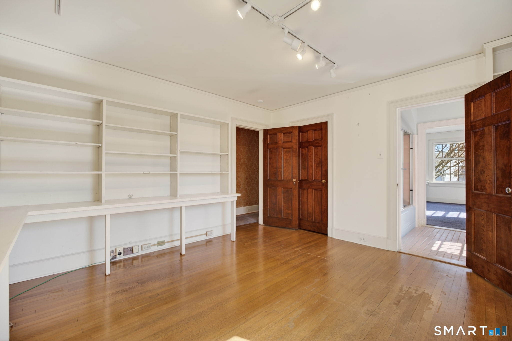 2095 Chapel Street New Haven CT 06515