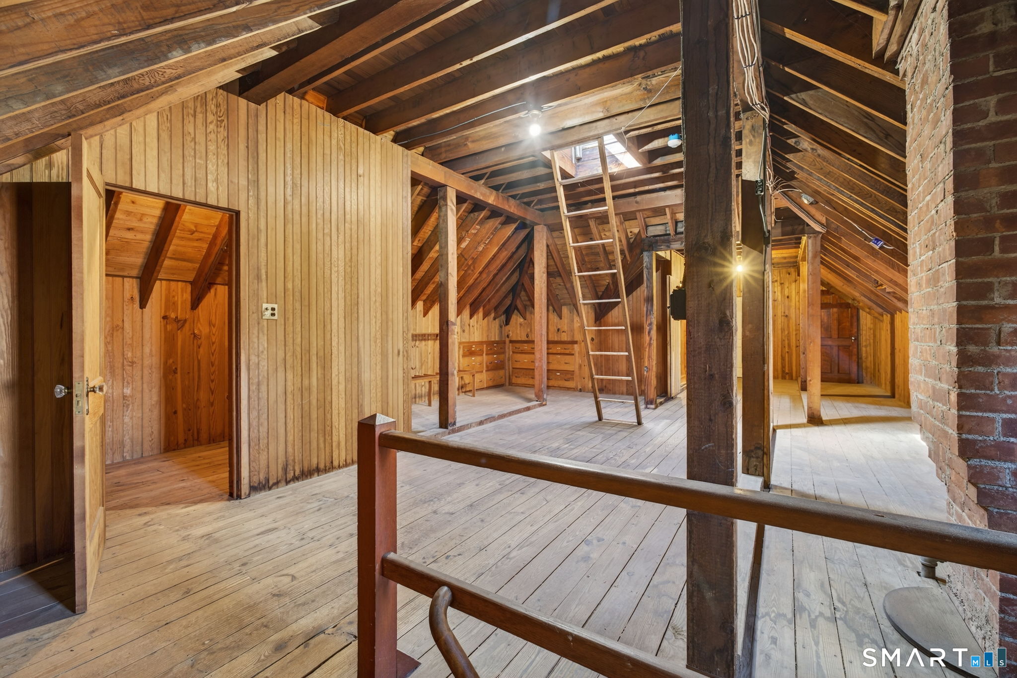 2095 Chapel Street New Haven CT 06515