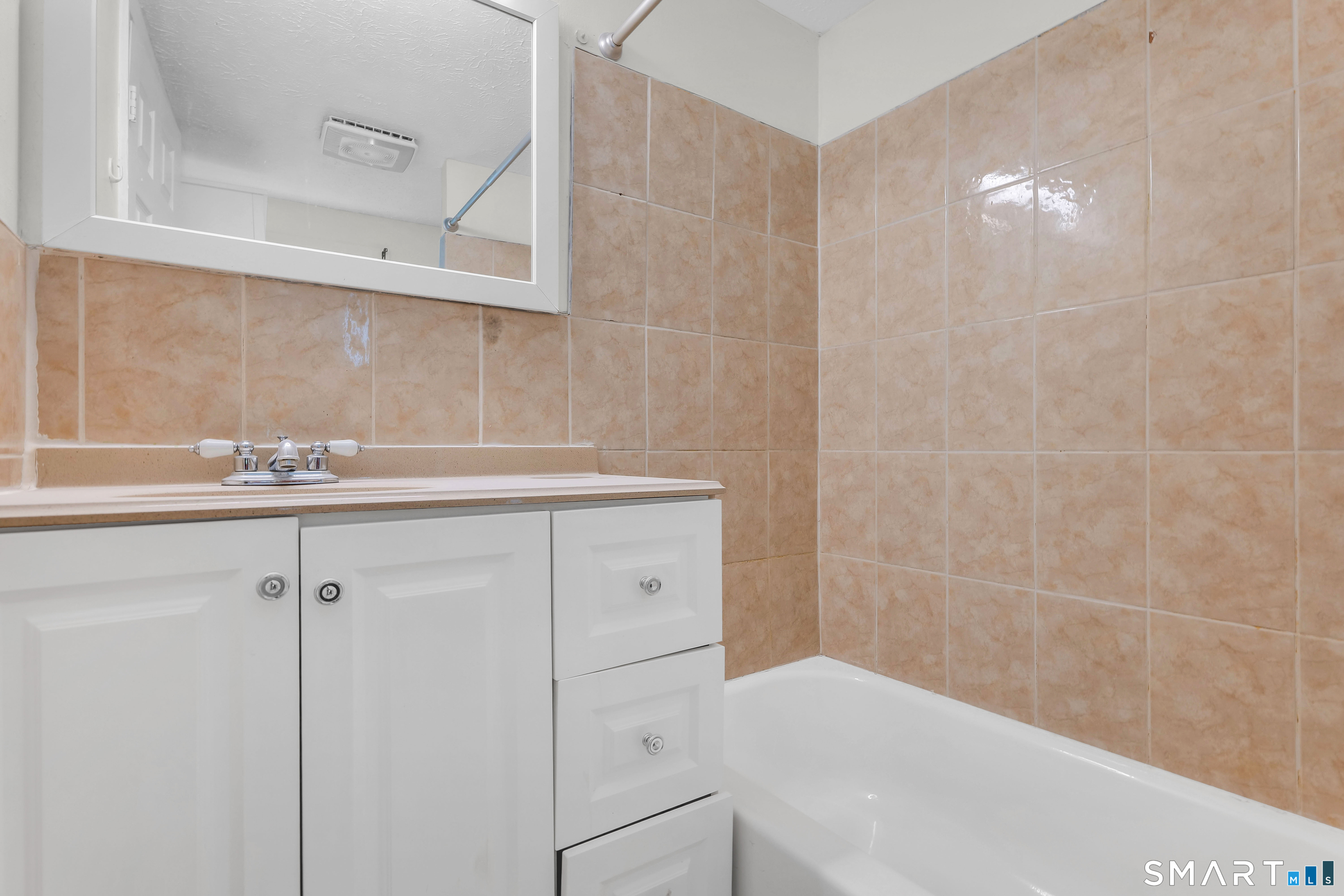 54 Ranney Street East Hartford CT 06108
