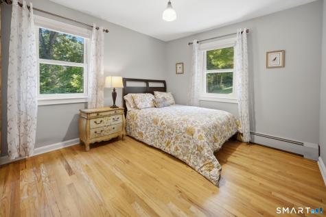 36 Oakwood Drive Oxford CT 06478