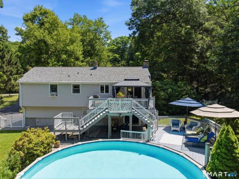 36 Oakwood Drive Oxford CT 06478